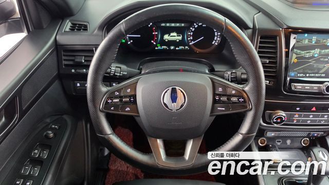 KG Mobility (SsangYong) Rexton Sports Khan Diesel 2.2 4WD Dynamic Edition (5-Link) 2021 — фото 14