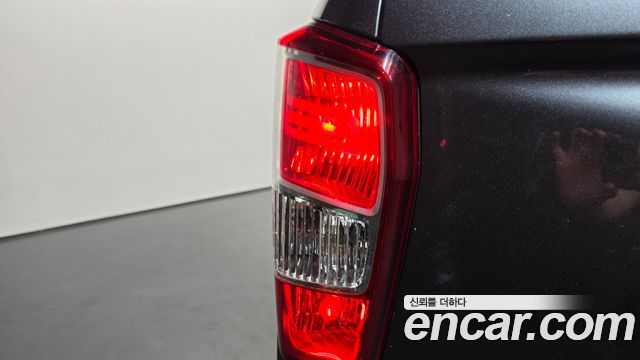 KG Mobility (SsangYong) Rexton Sports Khan Diesel 2.2 4WD Dynamic Edition (5-Link) 2021 — фото 23