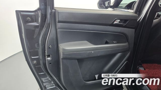 KG Mobility (SsangYong) Rexton Sports Khan Diesel 2.2 4WD Dynamic Edition (5-Link) 2021 — фото 25