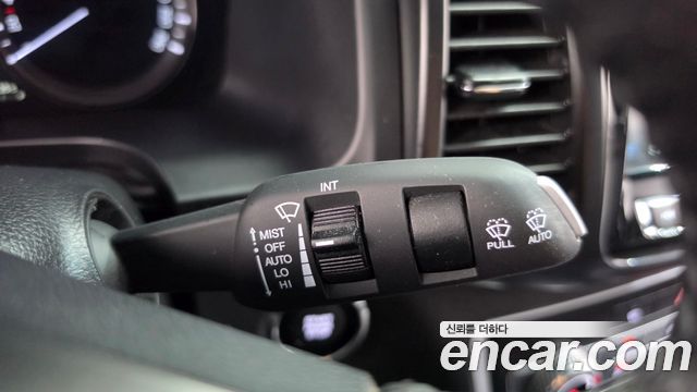 KG Mobility (SsangYong) Rexton Sports Khan Diesel 2.2 4WD Dynamic Edition (5-Link) 2021 — фото 28