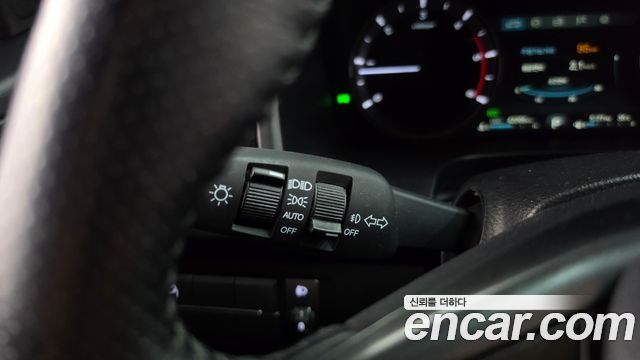 KG Mobility (SsangYong) Rexton Sports Khan Diesel 2.2 4WD Dynamic Edition (5-Link) 2021 — фото 29
