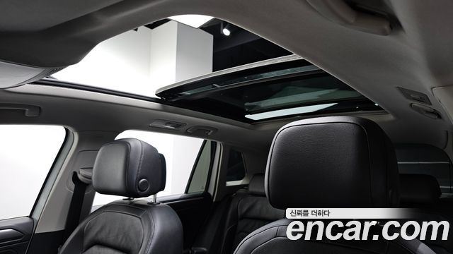 Volkswagen Tiguan (II) 2.0 TDI 4Motion Prestige 2023 — фото 16