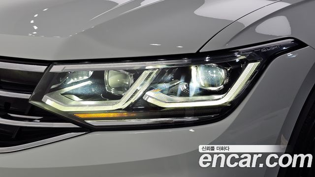 Volkswagen Tiguan (II) 2.0 TDI 4Motion Prestige 2023 — фото 22