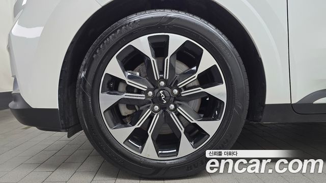 Kia Carnival (IV) Gasoline 9-Seater Noblesse 2023 — фото 5