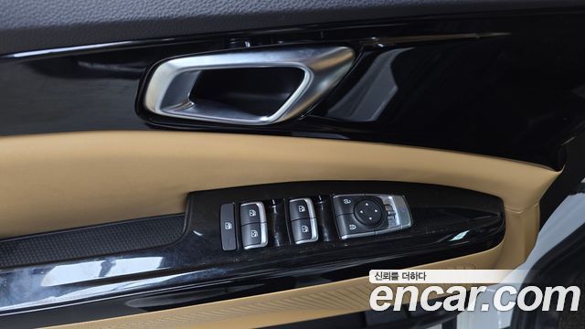 Kia Carnival (IV) Gasoline 9-Seater Noblesse 2023 — фото 18