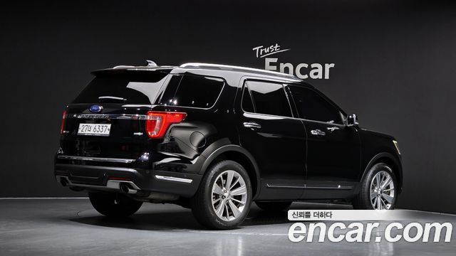 Ford Explorer 2.3 Limited 4WD 5th 2018 — фото 2