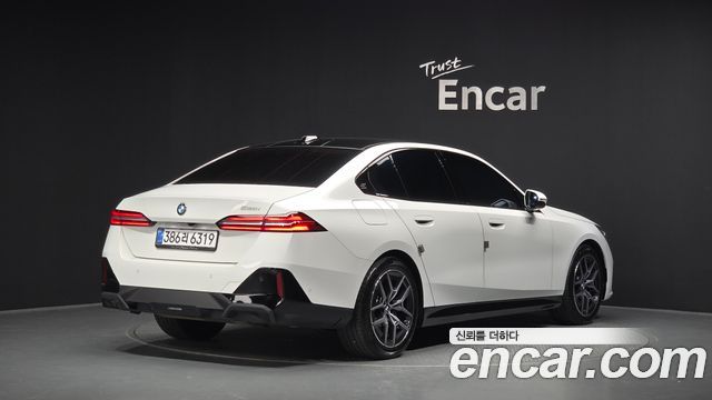 BMW 5 Series (G60) 520i M Sport 2026 — фото 2