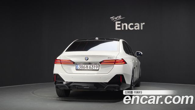 BMW 5 Series (G60) 520i M Sport 2026 — фото 4