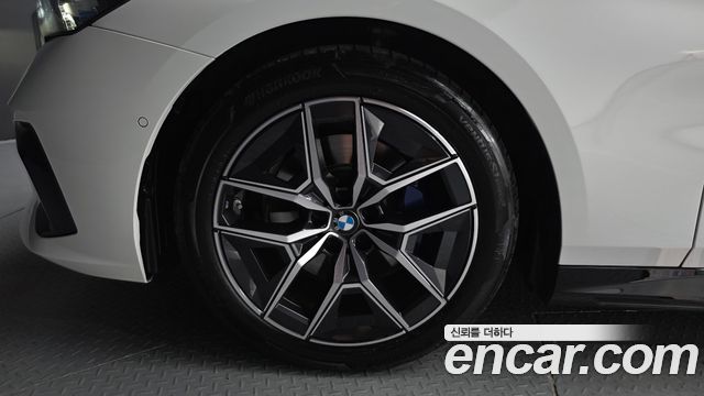 BMW 5 Series (G60) 520i M Sport 2026 — фото 5