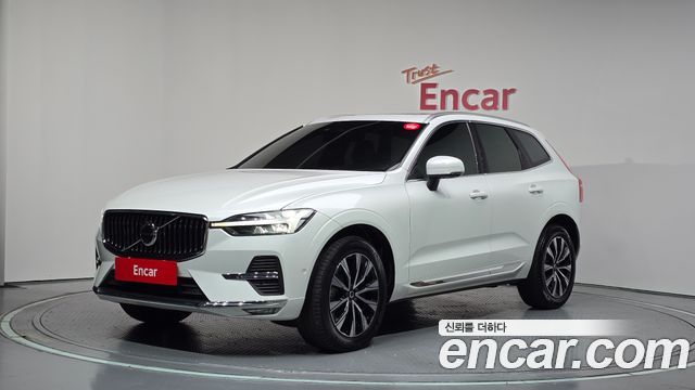 Volvo XC60 (II) B5 Ultimate Bright 2023 — фото 1