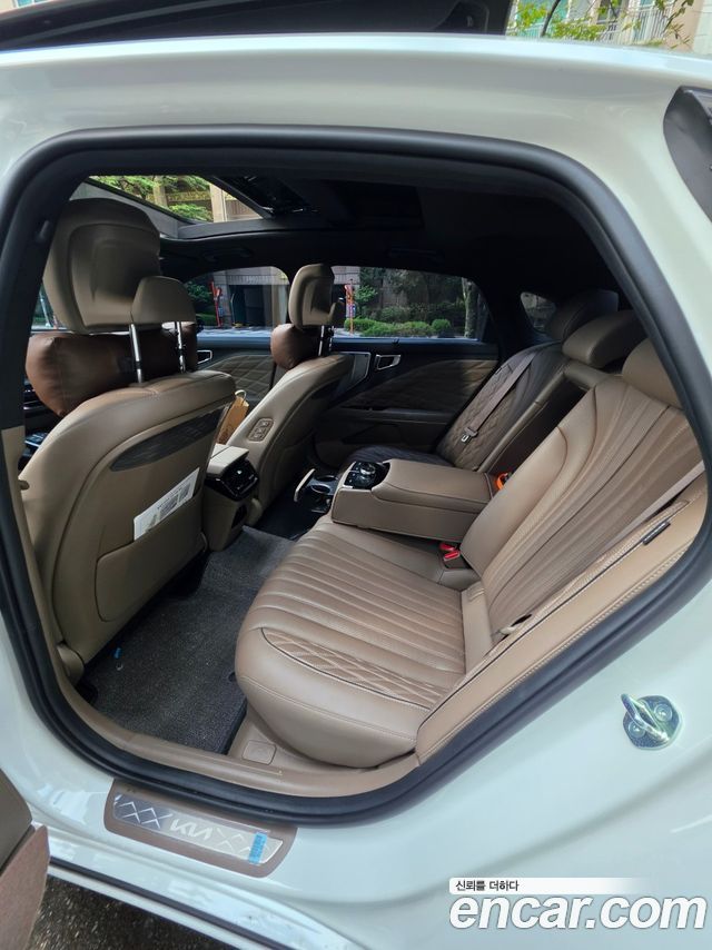 Kia K8 Hybrid Signature Special 2023 — фото 18