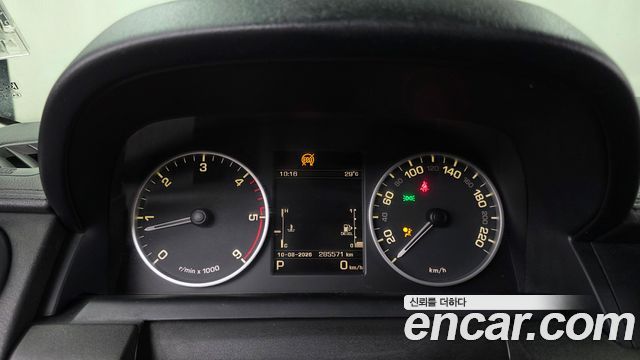 Land Rover Discovery 4 3.0 SDV6 SE 2014 — фото 8