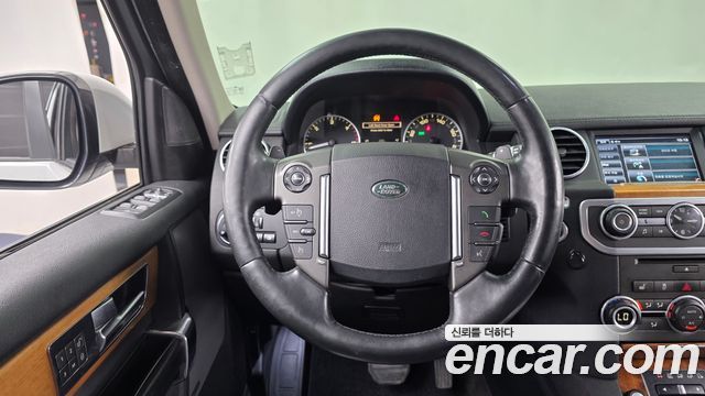 Land Rover Discovery 4 3.0 SDV6 SE 2014 — фото 13