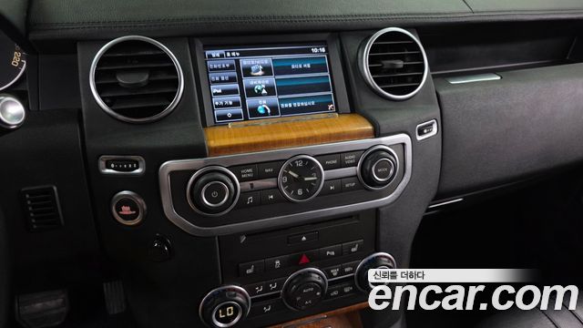 Land Rover Discovery 4 3.0 SDV6 SE 2014 — фото 14
