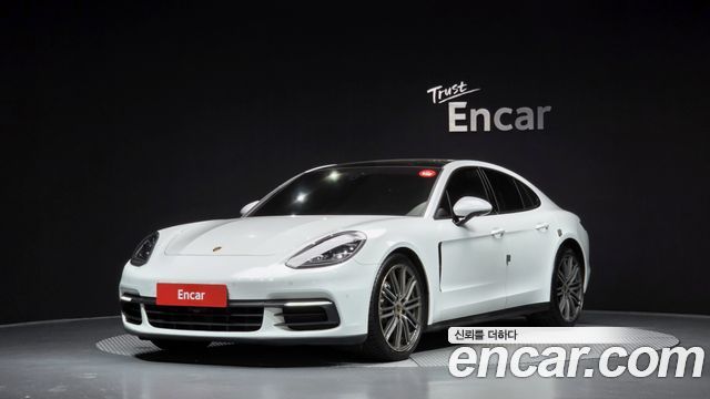 Porsche Panamera (971) 3.0 AWD 2018 — фото 1
