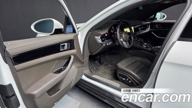 Porsche Panamera (971) 3.0 AWD 2018 — фото 10