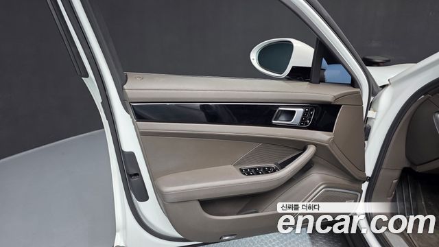 Porsche Panamera (971) 3.0 AWD 2018 — фото 24
