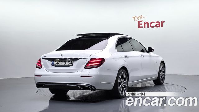 Mercedes-Benz E-Class (W213) E300e Exclusive 2019 — фото 2