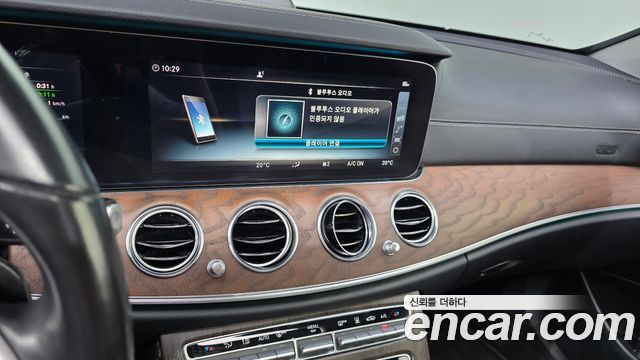 Mercedes-Benz E-Class (W213) E300e Exclusive 2019 — фото 18