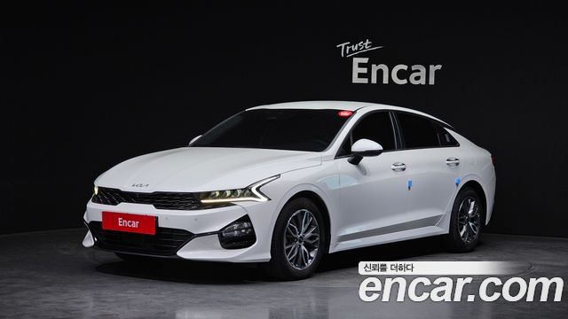 Kia K5 (III) 2.0 Noblesse 2022 — фото 1