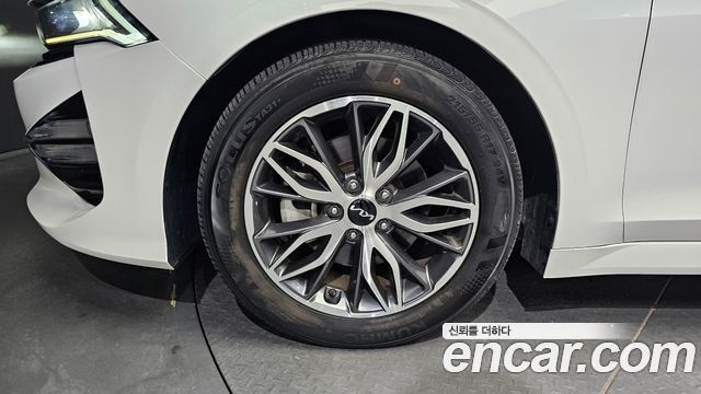 Kia K5 (III) 2.0 Noblesse 2022 — фото 5