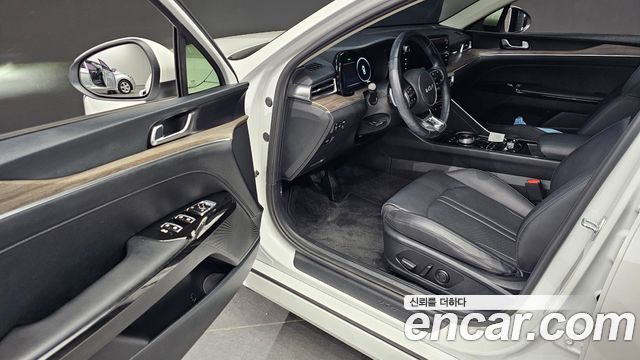 Kia K5 (III) 2.0 Noblesse 2022 — фото 10