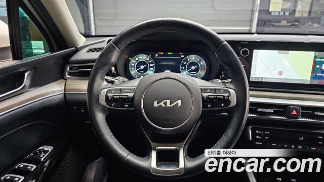 Kia K5 (III) 2.0 Noblesse 2022 — фото 14