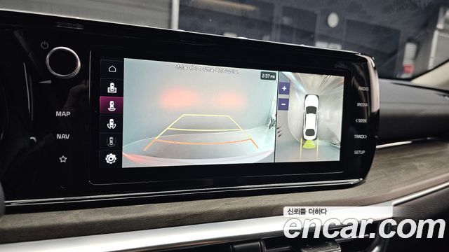 Kia K5 (III) 2.0 Noblesse 2022 — фото 15