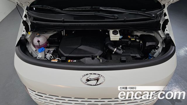 Hyundai Staria Tourer 11-Seater Modern 2023 — фото 6
