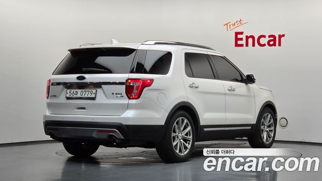 Ford Explorer 2.3 Limited 4WD 5th 2016 — фото 2