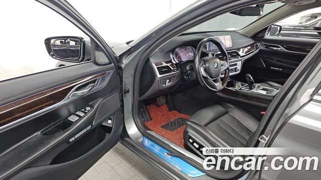 BMW 7 Series (G11) 740Li xDrive 2016 — фото 10