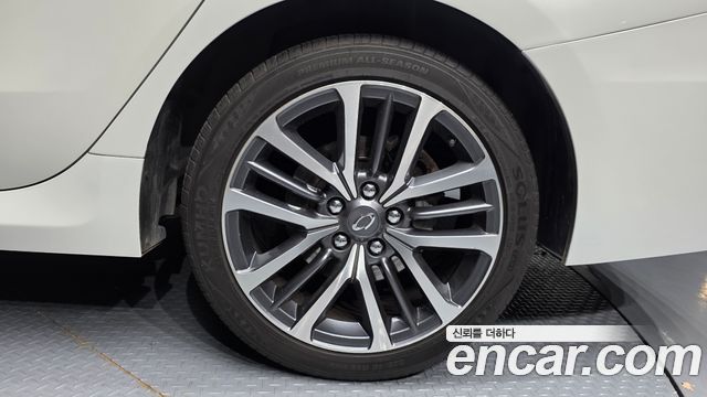 Renault Korea SM7 Nova 3.5 V6 2017 — фото 21