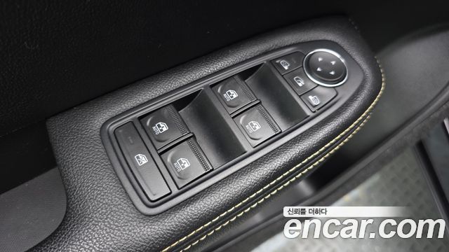 Renault Korea XM3 1.6 GTe Inspire 2024 — фото 33