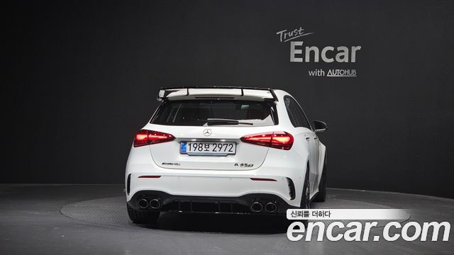 Mercedes-Benz A-Class (W177) AMG A45 S 4MATIC+ Hatchback 2025 — фото 4