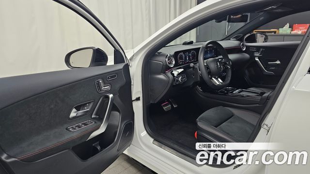 Mercedes-Benz A-Class (W177) AMG A45 S 4MATIC+ Hatchback 2025 — фото 10