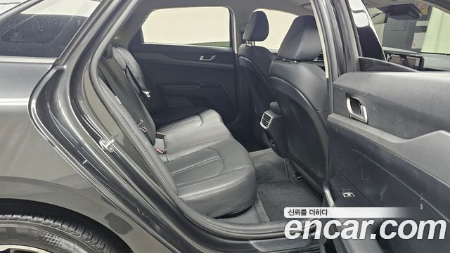 Kia K5 (III) 2.0 LPI(Renter car) Trandy 2023 — фото 11