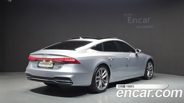 Audi A7 (4K) 55 TFSI Quattro Premium 2021 — фото 2