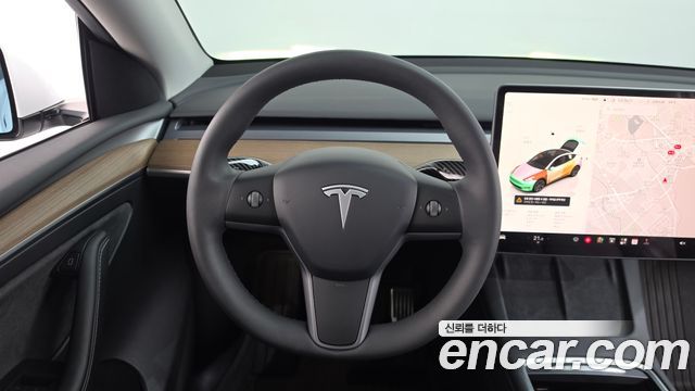 Tesla Model Y Long Range AWD 2024 — фото 12