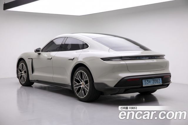 Porsche Taycan 4S 2021 — фото 6