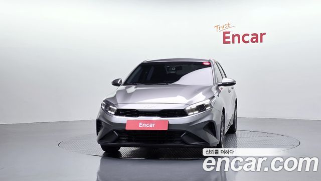 Kia K3 (II) 1.6 Prestige 2023 — фото 3