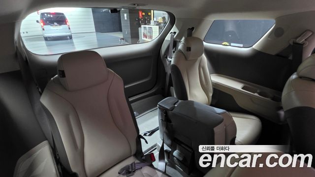 Kia Carnival (IV) Diesel 11-Seater Prestige 2021 — фото 26