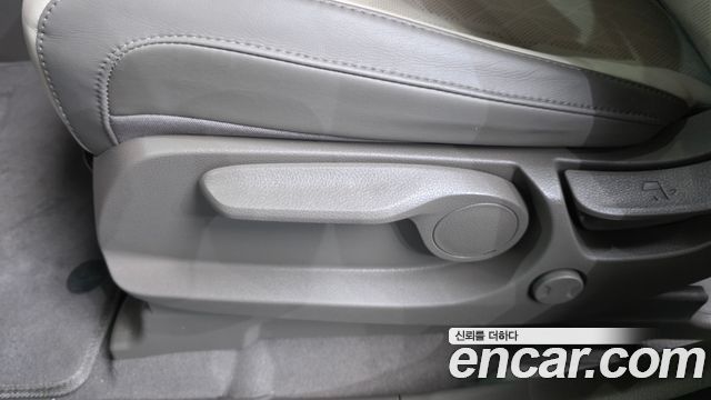 Kia Carnival (IV) Diesel 11-Seater Prestige 2021 — фото 31