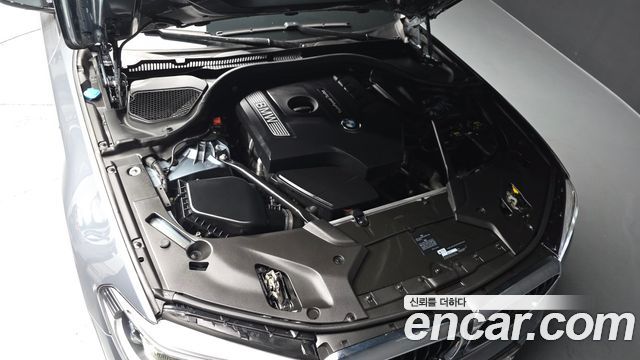 BMW 5 Series (G30) 530i M Sport Package 2017 — фото 6