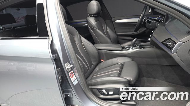 BMW 5 Series (G30) 530i M Sport Package 2017 — фото 11