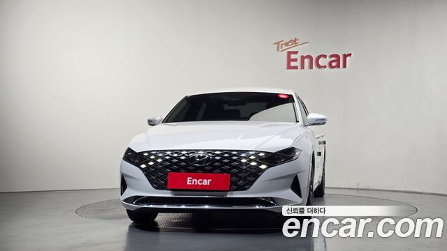Hyundai Grandeur (IG) 3.0 LPi (Taxi) example 2023 — фото 3