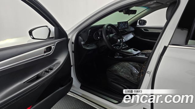 Hyundai Grandeur (IG) 3.0 LPi (Taxi) example 2023 — фото 10