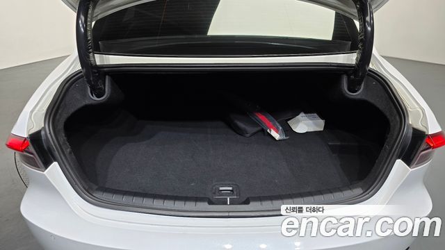 Hyundai Grandeur (IG) 3.0 LPi (Taxi) example 2023 — фото 19