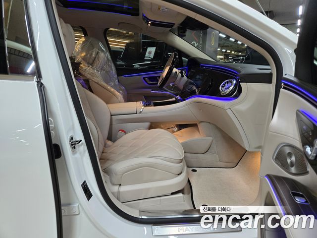 Mercedes-Benz EQS SUV (X296) Maybach EQS680 4MATIC 2024 — фото 8