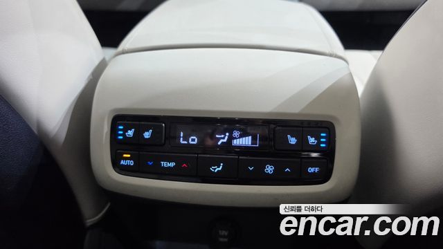 Hyundai Palisade Diesel 2.2 2WD Prestige 2023 — фото 32