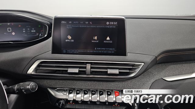 Peugeot 3008 (II) 1.5 BlueHDi GT Line 2019 — фото 18
